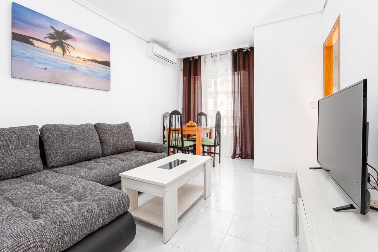 Arquitecto Larramendi Daire Torrevieja Dış mekan fotoğraf