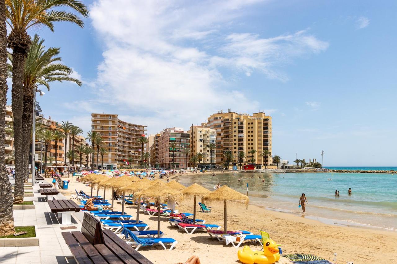 Arquitecto Larramendi Daire Torrevieja Dış mekan fotoğraf