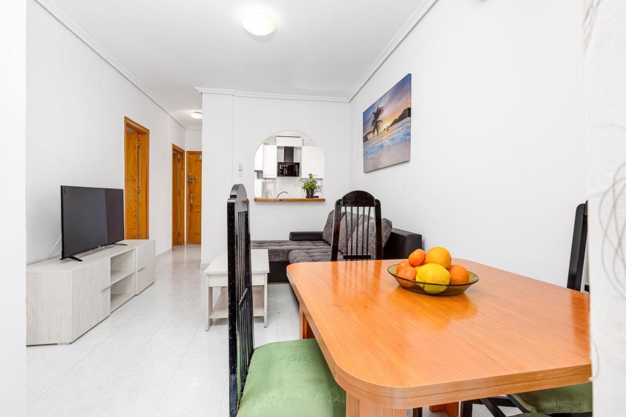 Arquitecto Larramendi Daire Torrevieja Dış mekan fotoğraf