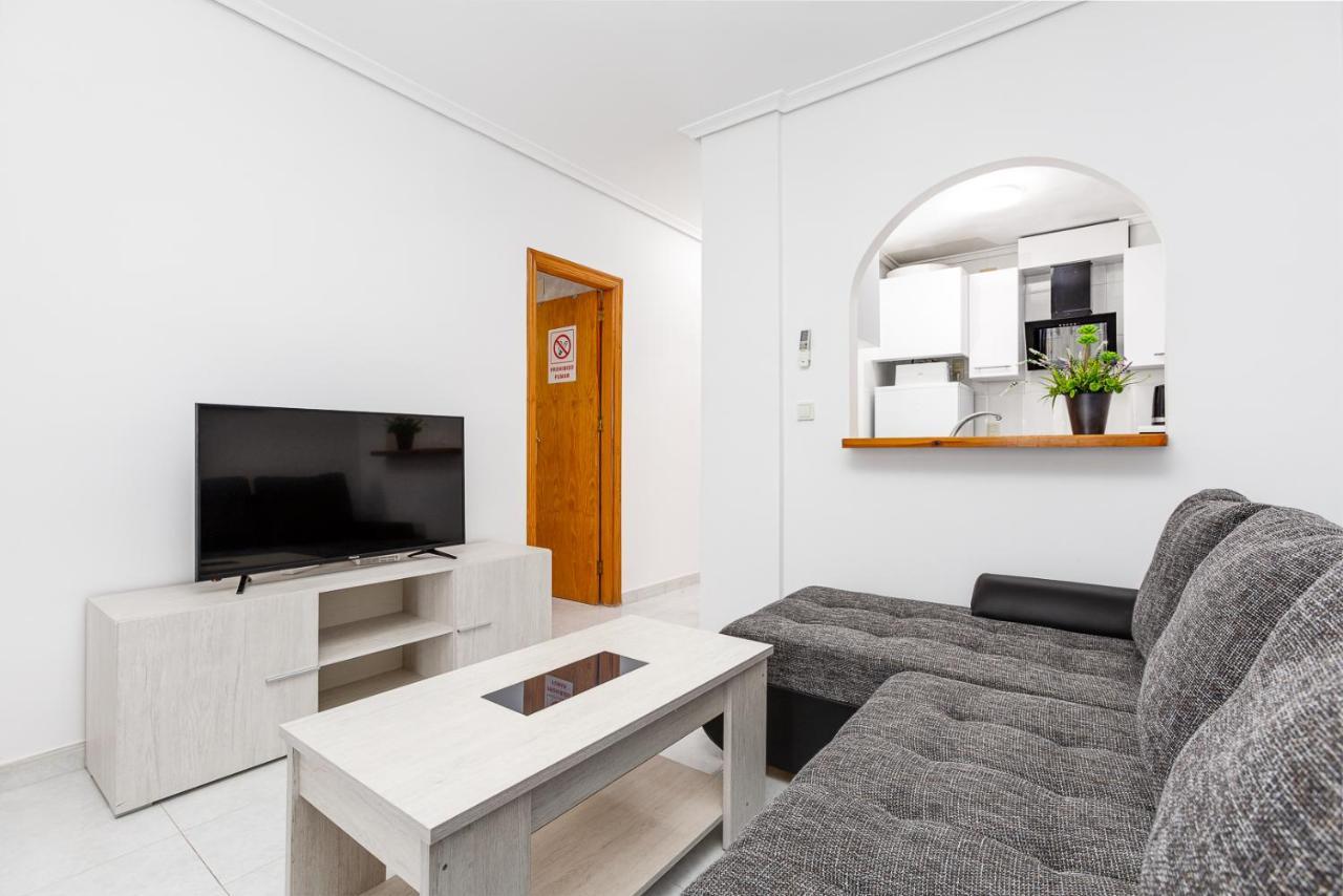 Arquitecto Larramendi Daire Torrevieja Dış mekan fotoğraf